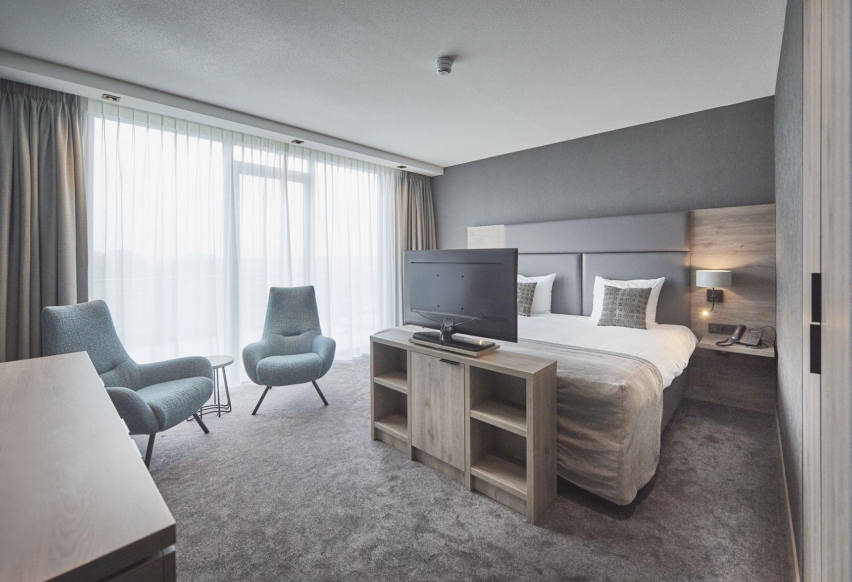 Van Der Valk Hotel لييْفاردين المظهر الخارجي الصورة