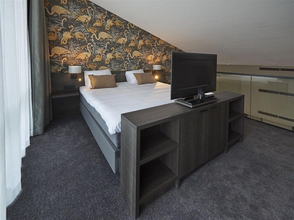 Van Der Valk Hotel لييْفاردين المظهر الخارجي الصورة