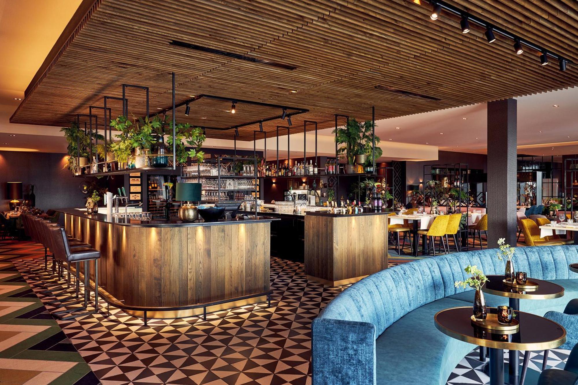 Van Der Valk Hotel لييْفاردين المظهر الخارجي الصورة