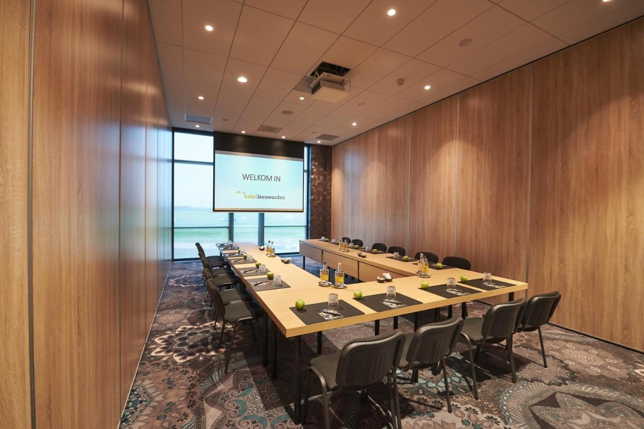 Van Der Valk Hotel لييْفاردين المظهر الخارجي الصورة